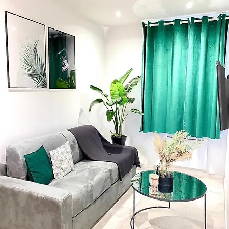 Appartement Jungle garage privé netflix à Saint-Etienne  Extérieur photo
